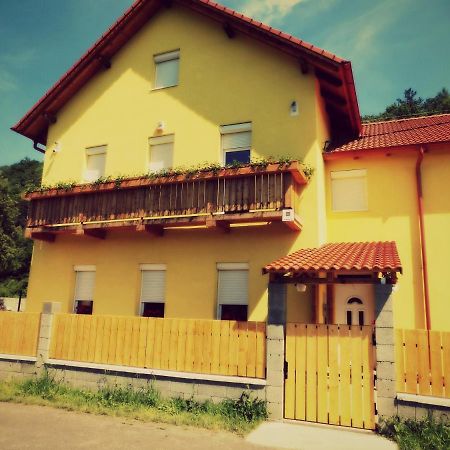 Bakterház Vendégház Nagyvisnyó Exterior foto