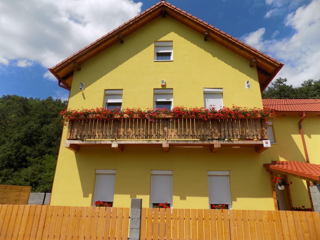 Bakterház Vendégház Nagyvisnyó Exterior foto