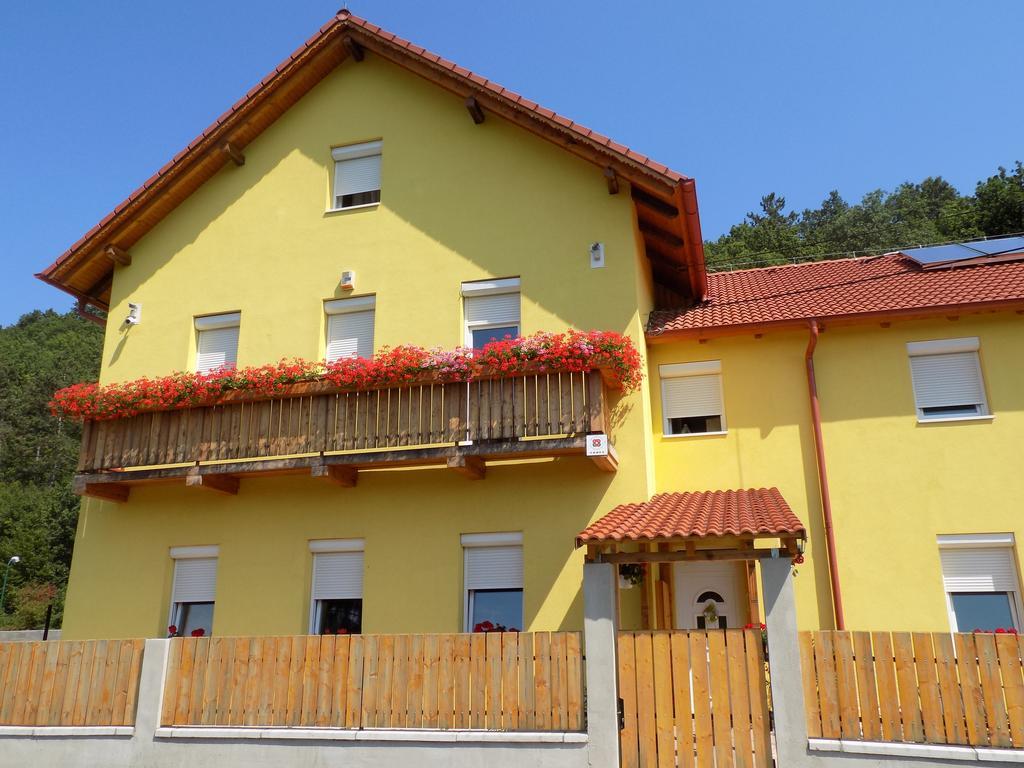 Bakterház Vendégház Nagyvisnyó Exterior foto
